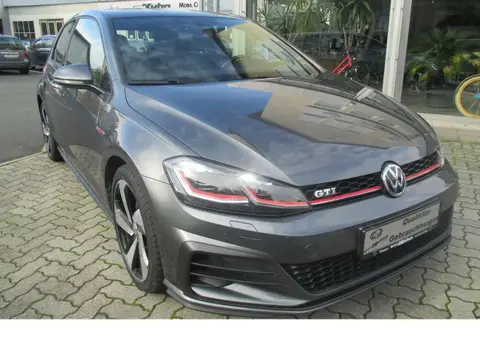 Used VOLKSWAGEN GOLF Petrol 2018 Ad 