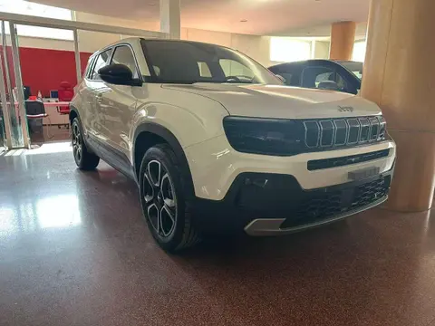 Annonce JEEP AVENGER Essence 2024 d'occasion 