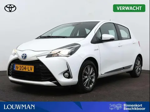 Used TOYOTA YARIS Hybrid 2017 Ad 