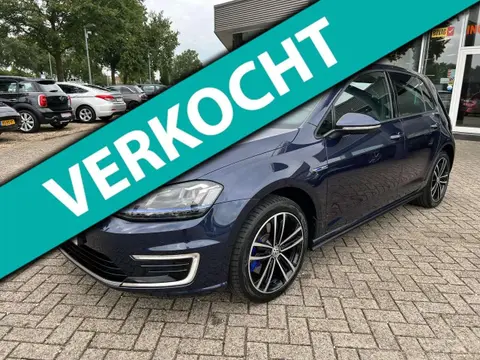 Used VOLKSWAGEN GOLF Hybrid 2016 Ad 