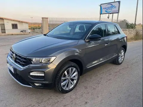 Used VOLKSWAGEN T-ROC Diesel 2019 Ad 