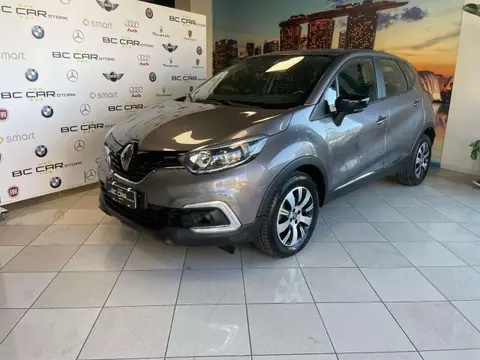 Used RENAULT CAPTUR Diesel 2019 Ad 