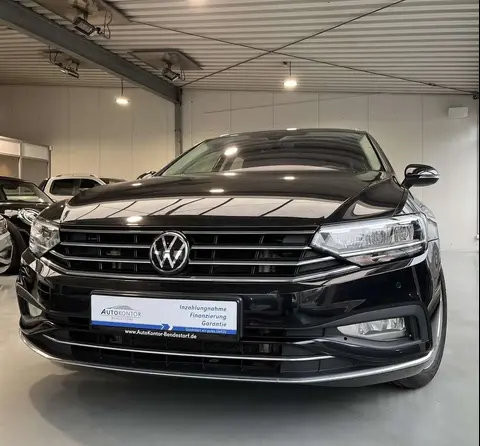 Used VOLKSWAGEN PASSAT Petrol 2021 Ad 