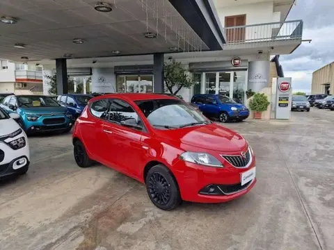 Used LANCIA YPSILON Hybrid 2022 Ad 