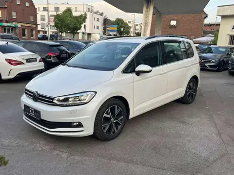 Used VOLKSWAGEN TOURAN Diesel 2020 Ad 