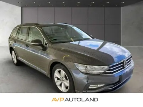 Used VOLKSWAGEN PASSAT Petrol 2021 Ad 