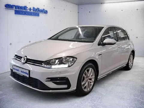 Used VOLKSWAGEN GOLF Petrol 2018 Ad 