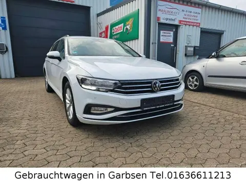 Used VOLKSWAGEN PASSAT Diesel 2023 Ad 