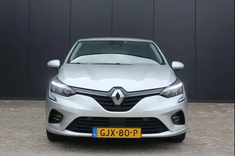 Used RENAULT CLIO Hybrid 2020 Ad 