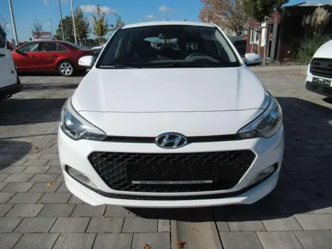 Annonce HYUNDAI I20 Essence 2015 d'occasion 