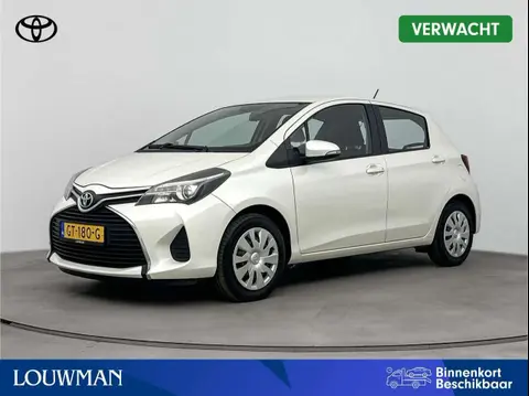 Used TOYOTA YARIS Petrol 2015 Ad 