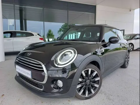 Used MINI COOPER Petrol 2018 Ad 