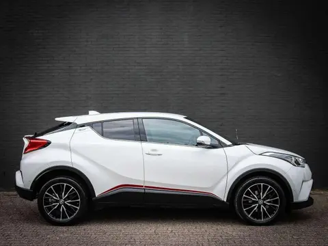 Used TOYOTA C-HR Petrol 2017 Ad 