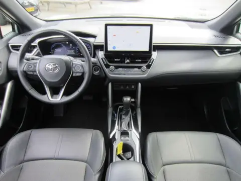 Used TOYOTA COROLLA Hybrid 2023 Ad 