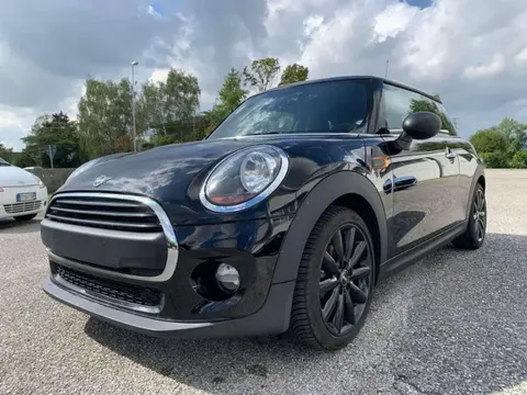 Used MINI ONE Petrol 2019 Ad 