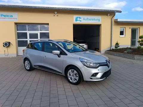 Used RENAULT CLIO Petrol 2018 Ad 