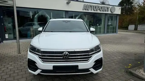 Used VOLKSWAGEN TOUAREG Petrol 2022 Ad 