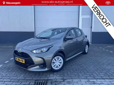 Used TOYOTA YARIS Hybrid 2022 Ad 