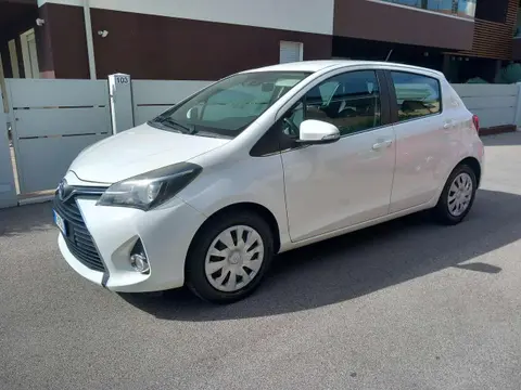 Used TOYOTA YARIS Petrol 2015 Ad 