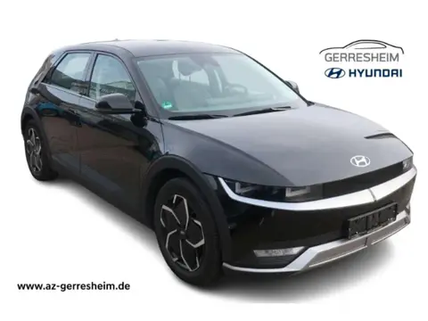 Used HYUNDAI IONIQ Electric 2021 Ad 