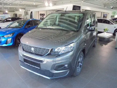 Used PEUGEOT RIFTER Electric 2024 Ad 