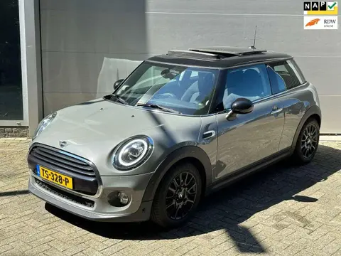 Annonce MINI COOPER Essence 2018 d'occasion 