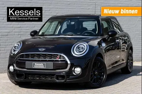 Annonce MINI COOPER Essence 2018 d'occasion 