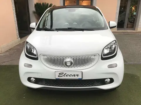 Annonce SMART FORFOUR Essence 2017 d'occasion 