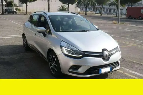 Used RENAULT CLIO Diesel 2017 Ad 