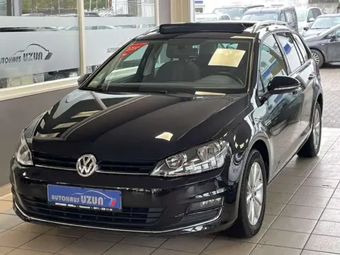 Used VOLKSWAGEN GOLF Petrol 2015 Ad 