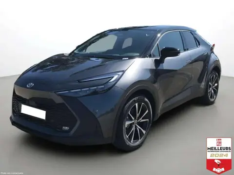 Used TOYOTA C-HR Hybrid 2024 Ad 