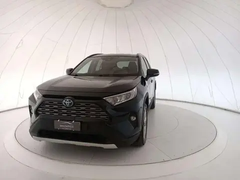 Used TOYOTA RAV4 Hybrid 2019 Ad 