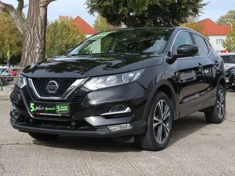 Used NISSAN QASHQAI Petrol 2019 Ad Germany