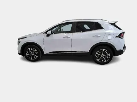 Used KIA SPORTAGE Hybrid 2022 Ad 