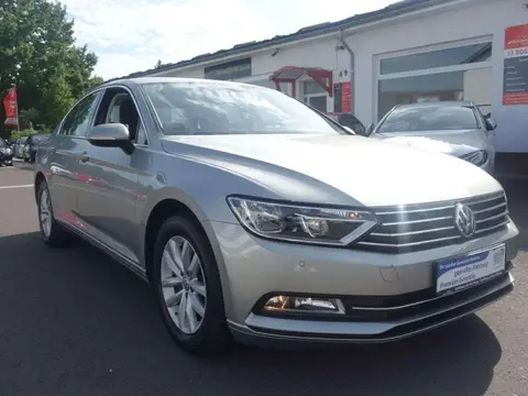 Used VOLKSWAGEN PASSAT Petrol 2016 Ad 