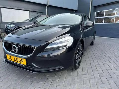 Annonce VOLVO V40 Essence 2019 d'occasion 