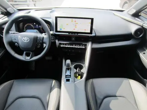 Used TOYOTA C-HR Hybrid 2024 Ad 