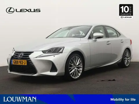 Used LEXUS IS Hybrid 2018 Ad 