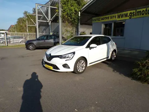 Used RENAULT CLIO Petrol 2022 Ad 