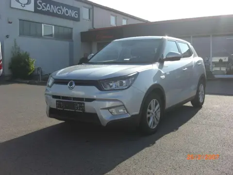 Annonce SSANGYONG TIVOLI Essence 2018 d'occasion 