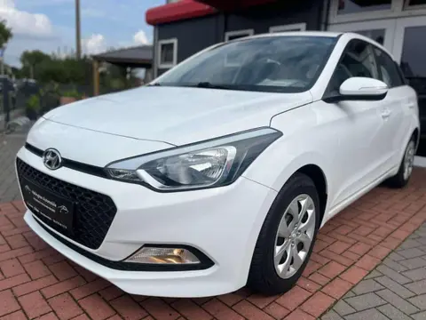 Used HYUNDAI I20 Petrol 2017 Ad 