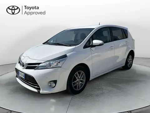 Used TOYOTA VERSO Diesel 2015 Ad 