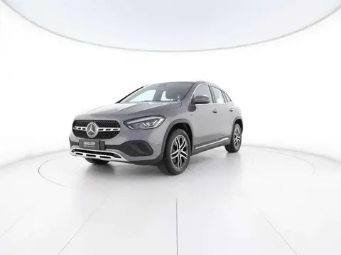 Used MERCEDES-BENZ CLASSE GLA Hybrid 2020 Ad 