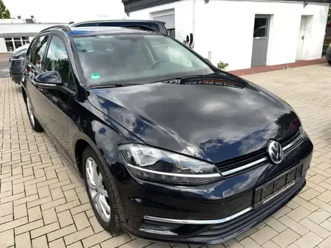 Used VOLKSWAGEN GOLF Petrol 2019 Ad 