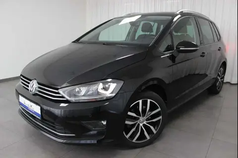 Used VOLKSWAGEN GOLF Petrol 2017 Ad 