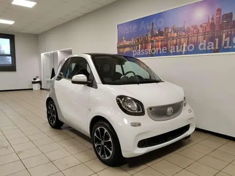 Annonce SMART FORTWO Essence 2015 d'occasion 