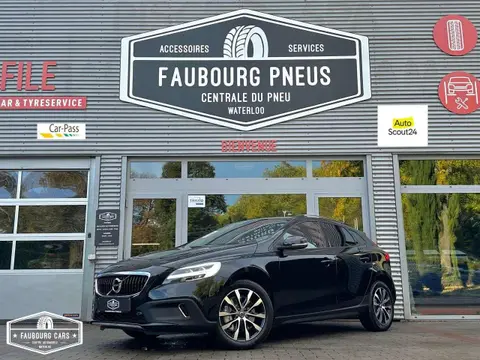 Annonce VOLVO V40 Essence 2019 d'occasion 