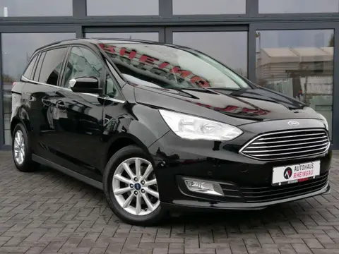 Used FORD GRAND C-MAX Petrol 2019 Ad 