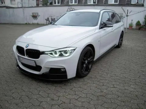 Used BMW SERIE 3 Petrol 2018 Ad 