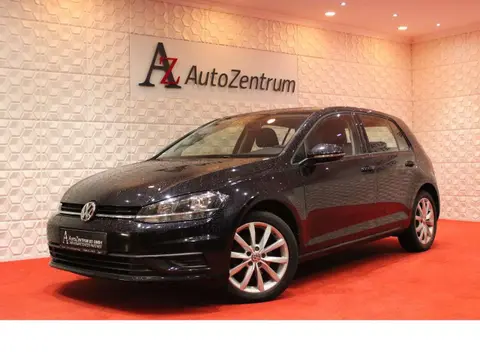 Used VOLKSWAGEN GOLF Petrol 2018 Ad 